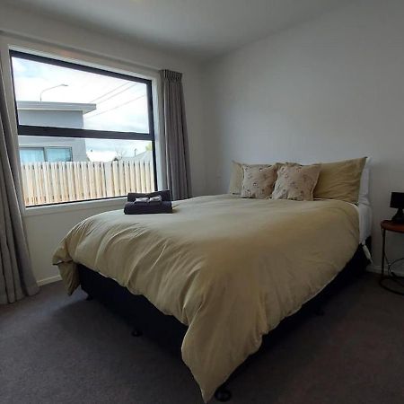 Sleek Suite By The Sand 2-Bedroom Dunedin Ngoại thất bức ảnh