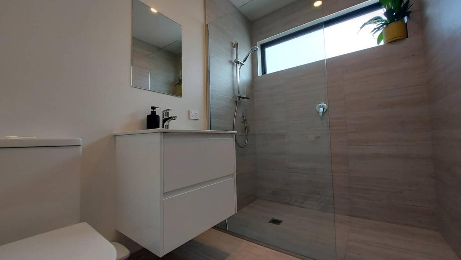 Sleek Suite By The Sand 2-Bedroom Dunedin Ngoại thất bức ảnh